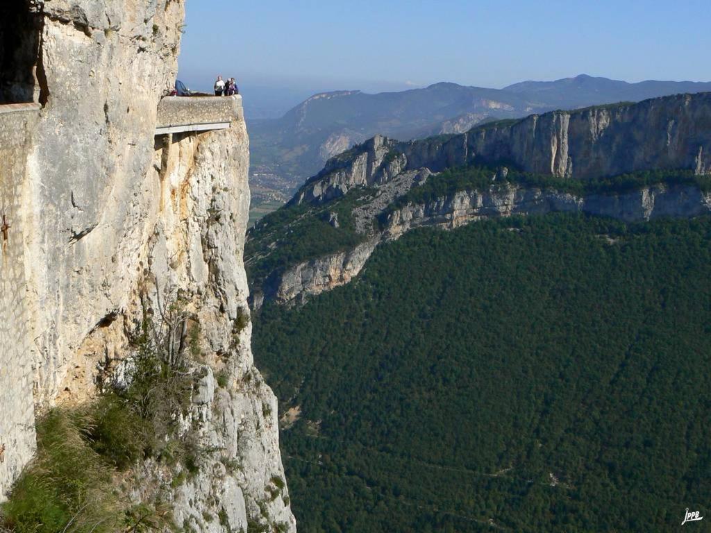 Logez Au Coeur Du Parc Du Vercors Saint-Laurent-en-Royans Экстерьер фото